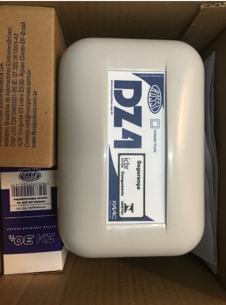 vista superior de kit en caja motor dz4 bi turbo