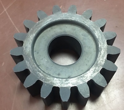 vista frontal piñon motor corredera centurion d10