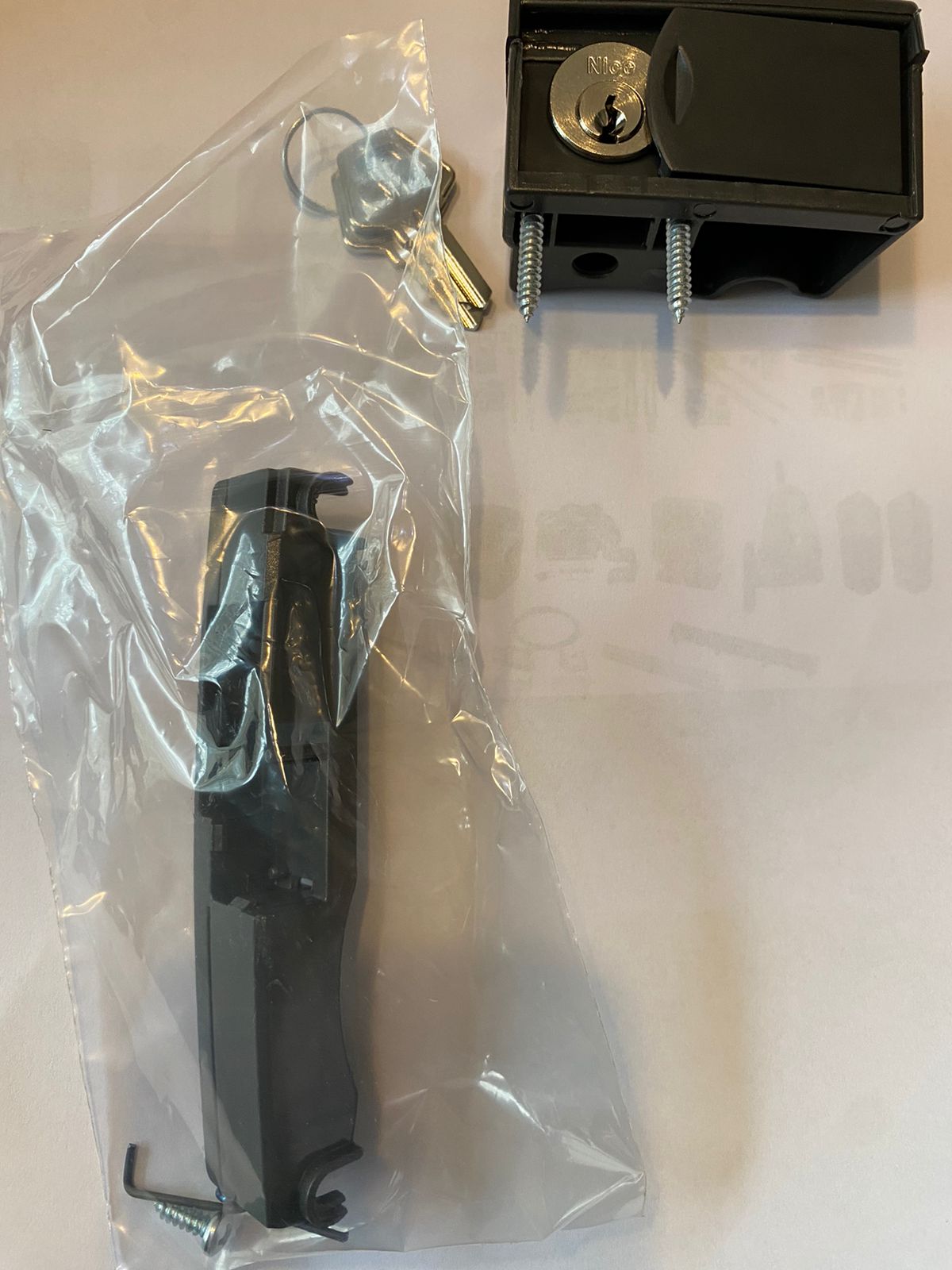 sistema desbloqueo correderas nice con su despiece